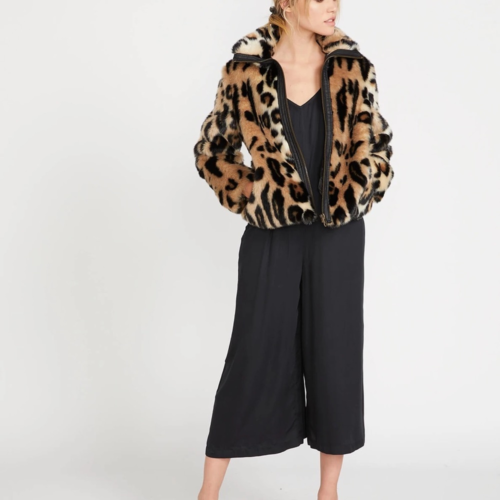 Volcom Leopard Print Faux Fur Jacket - Picture 6 of 6